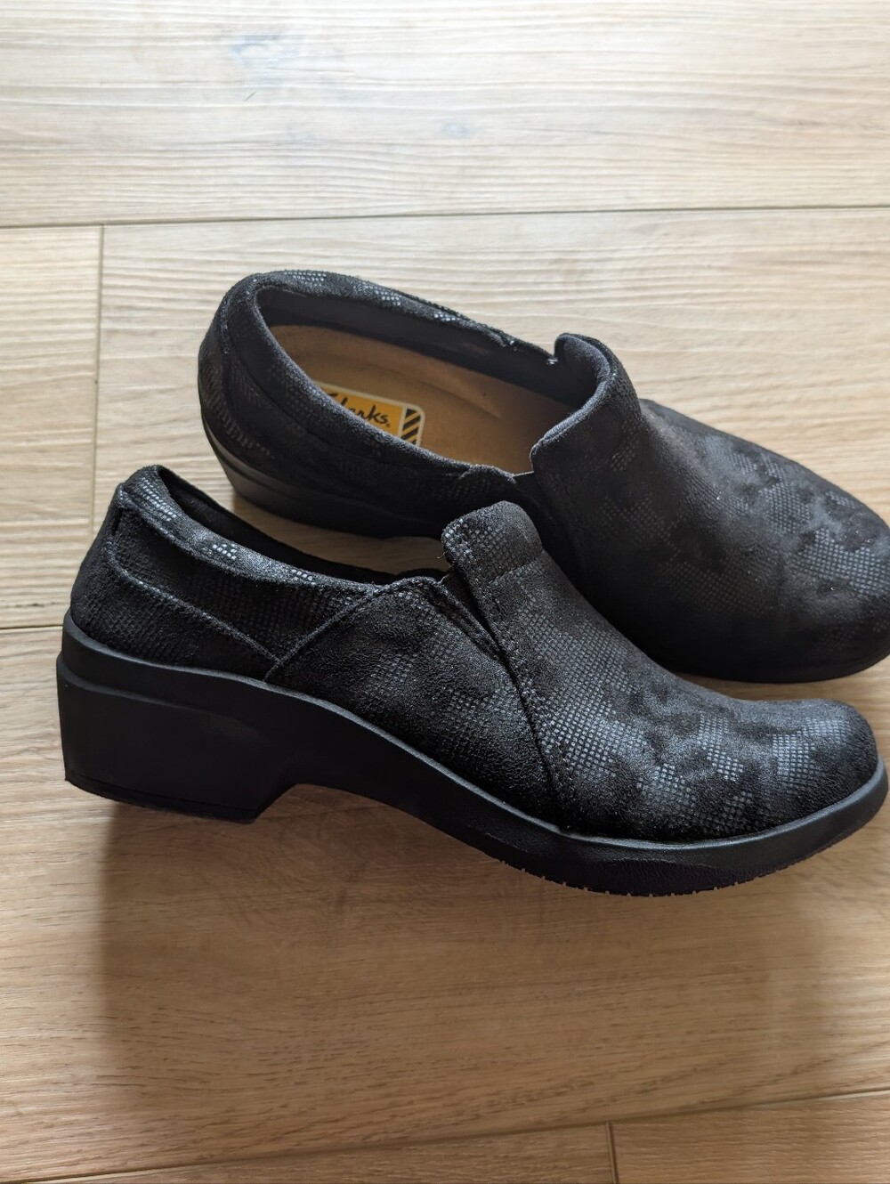 Clarks Black Talene Pace Slip Resistant Clogs